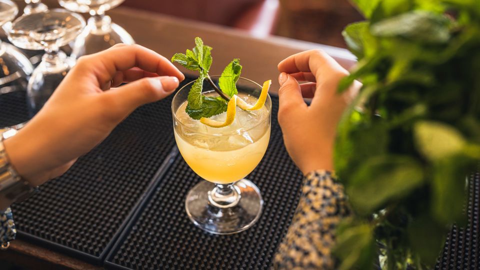 Elemental Herbology gut health programme press launch at The Goodwood Hotel and Farmer, Butcher, Chef restaurant..Client: Goodwood..Picture date: Wednesday September 28, 2022..Photograph by Christopher Ison ©.07544044177.chris@christopherison.com.www.christopherison.com..IMPORTANT NOTE REGARDING IMAGE LICENCING FOR THIS PHOTOGRAPH: This image is supplied to the client under the terms previously agreed. No sales are permitted unless expressly agreed in writing by the photographer. Sharing with third parties is prohibited without the written permission of the photographer.